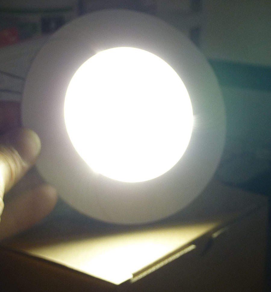 ついにLED照明のサンプル品が到着！