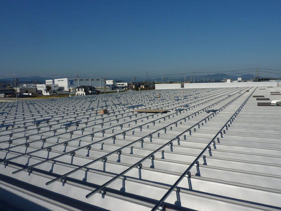三菱電機１１２kw太陽光発電システム架台設置工事