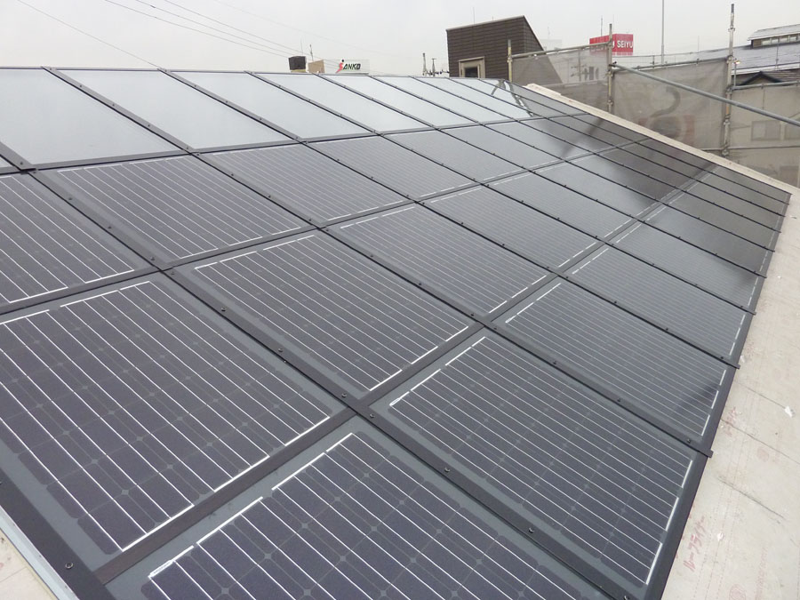 OMソーラー製太陽光発電システム設置工事！
