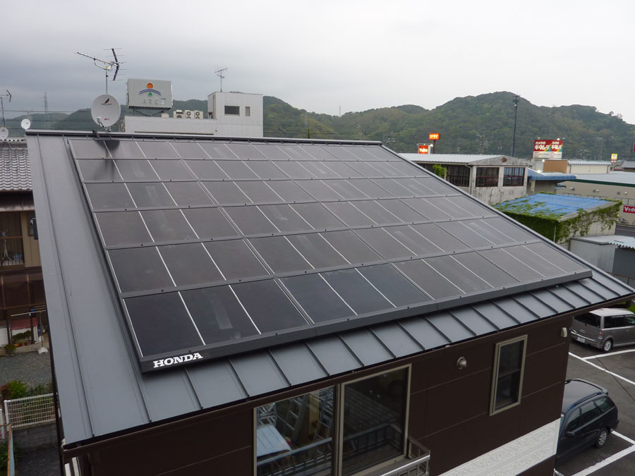 ホンダ住宅用太陽光発電システム３．２４kw設置完了！
